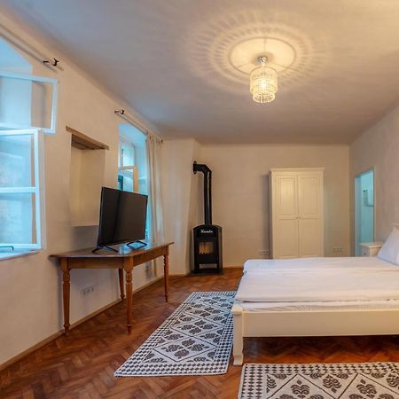 Casa Josef Bacon - La Strada - Aparthotel Sighişoara Buitenkant foto
